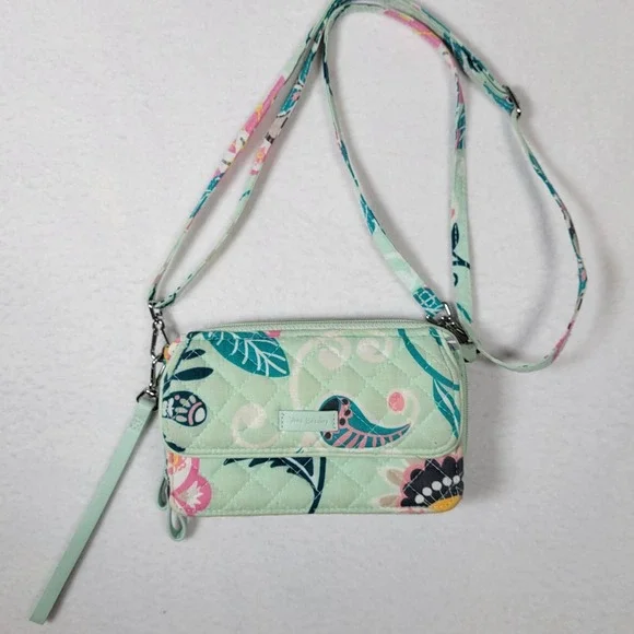 Vera Bradley Iconic RFID All In One Crossbody Wristlet Wallet Mint Flowers - Picture 2 of 6